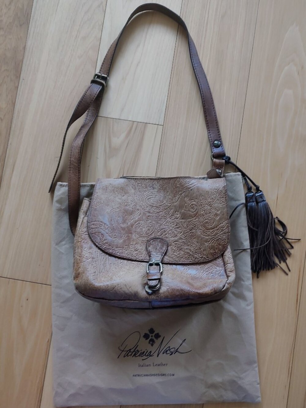 Patricia Nash - Distressed Italian leather saddle bag with original storage bag
